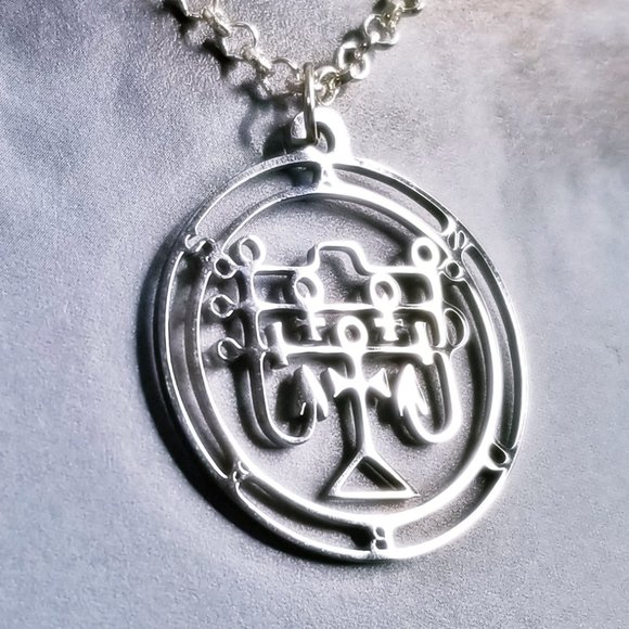 Andras Goetic Goetia Sigil Silver Necklace - Picture 2 of 3